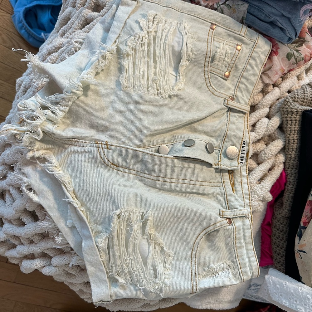 3 pairs of jean shorts